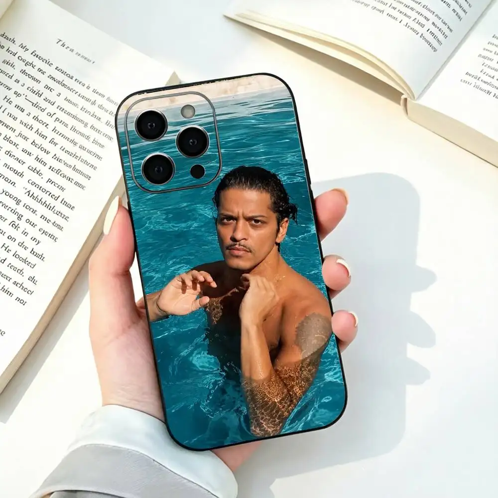 Hot Item Singer Bruno Mars Phone Case