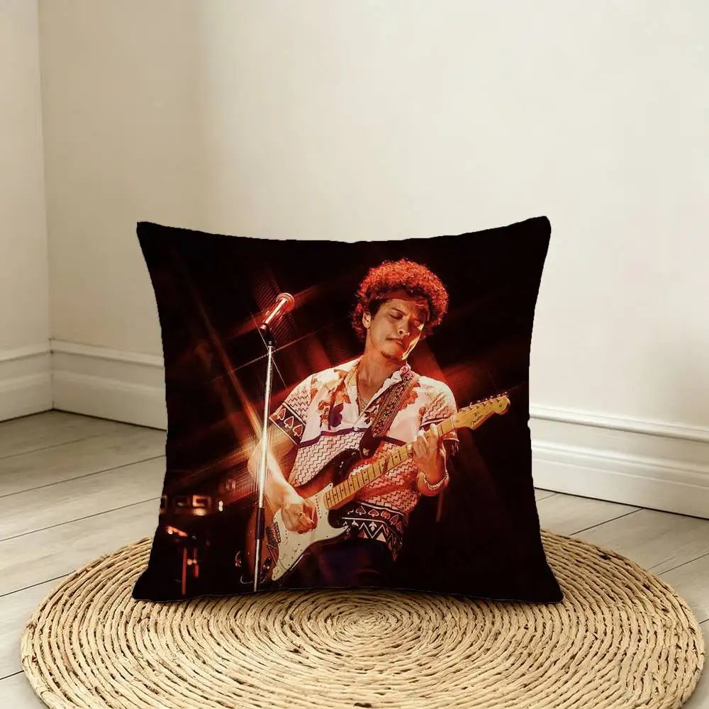 Singer Bruno Mars Flashy Throw Pillow
